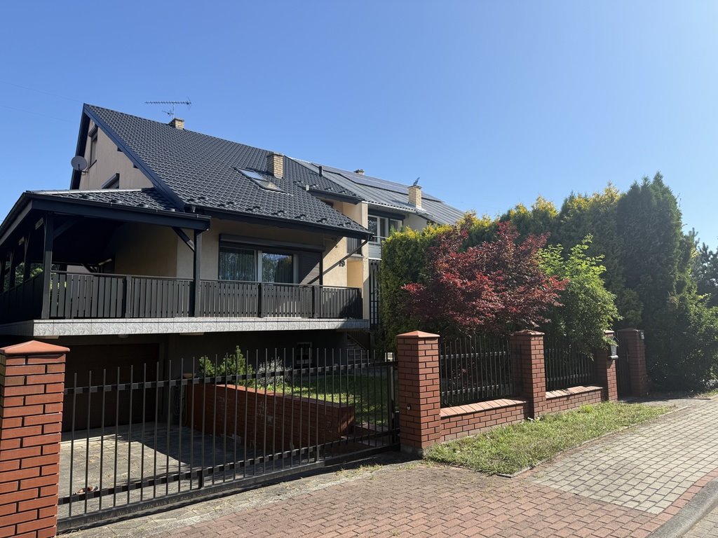Dom bliźniaczy 263 m² z garażem i sauną (Kędzierzyn-Koźle) Kędzierzyn-Koźle, Kuźniczka, Jesionowa  263m2 Foto 1