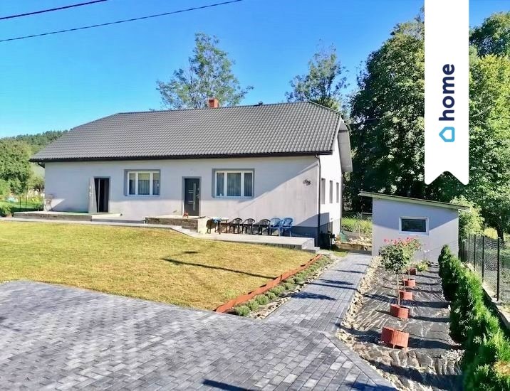 Dom z 2 niezależnymi mieszkaniami i poddaszem w Wańkowej Wańkowa  180m2 Foto 1