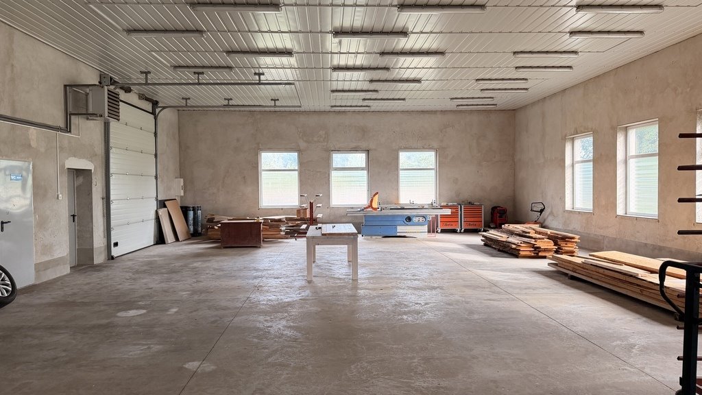 Magazyn 560 m² przy autostradzie S3 - duża działka 16 000 m² Wolin  560m2 Foto 1