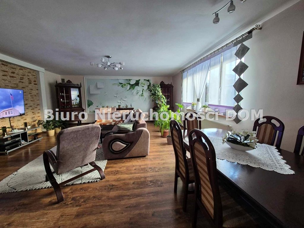 Wygodny dom 160 m2 z dużą działką i piękną zielenią Wrzosowa  160m2 Foto 1