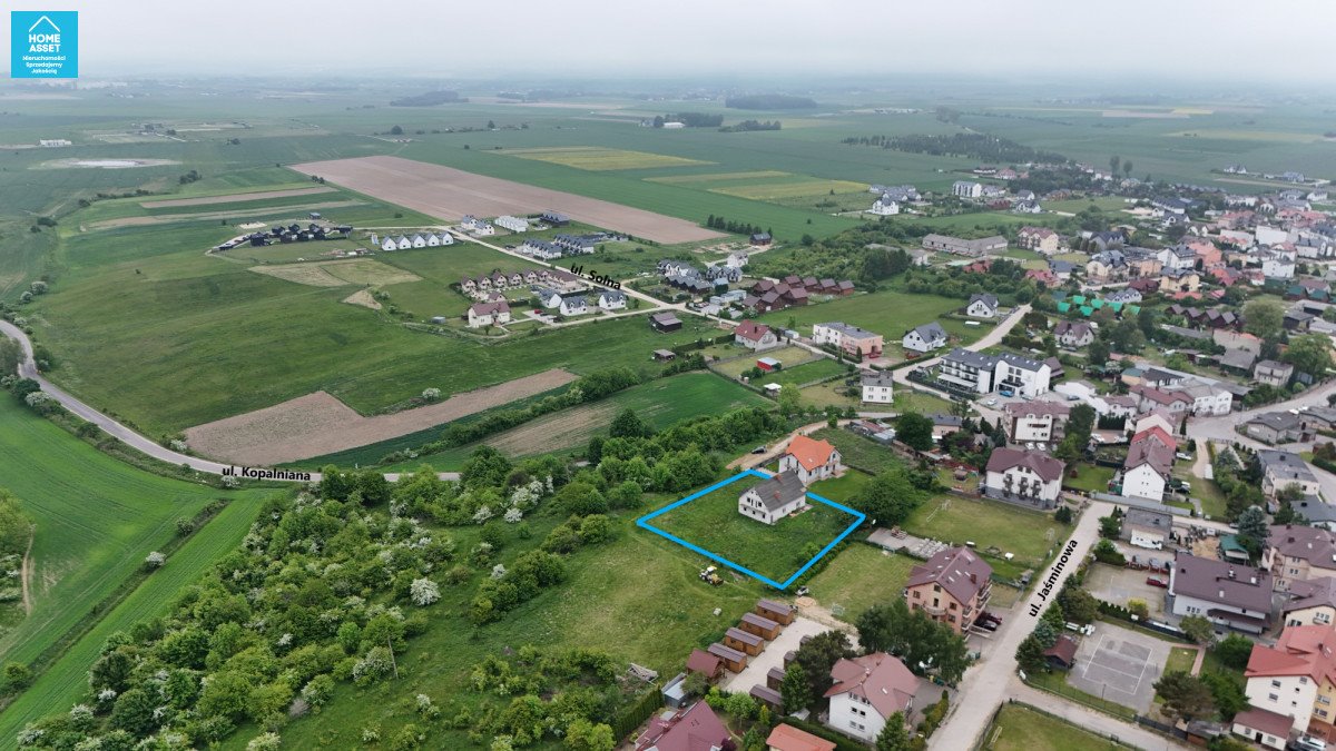 Sprzedam dom nad morzem w Chłapowie 228 m² z 10 pokojami Chłapowo, Kopalniana  228m2 Foto 1