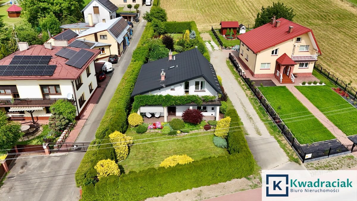 Zadbany dom 110 m² z ogrodem, garażem i tarasem Łężany  110m2 Foto 1