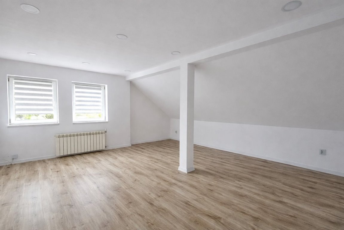4-pokojowe mieszkanie po remoncie z ogrodem i komórką Żory  76m2 Foto 1