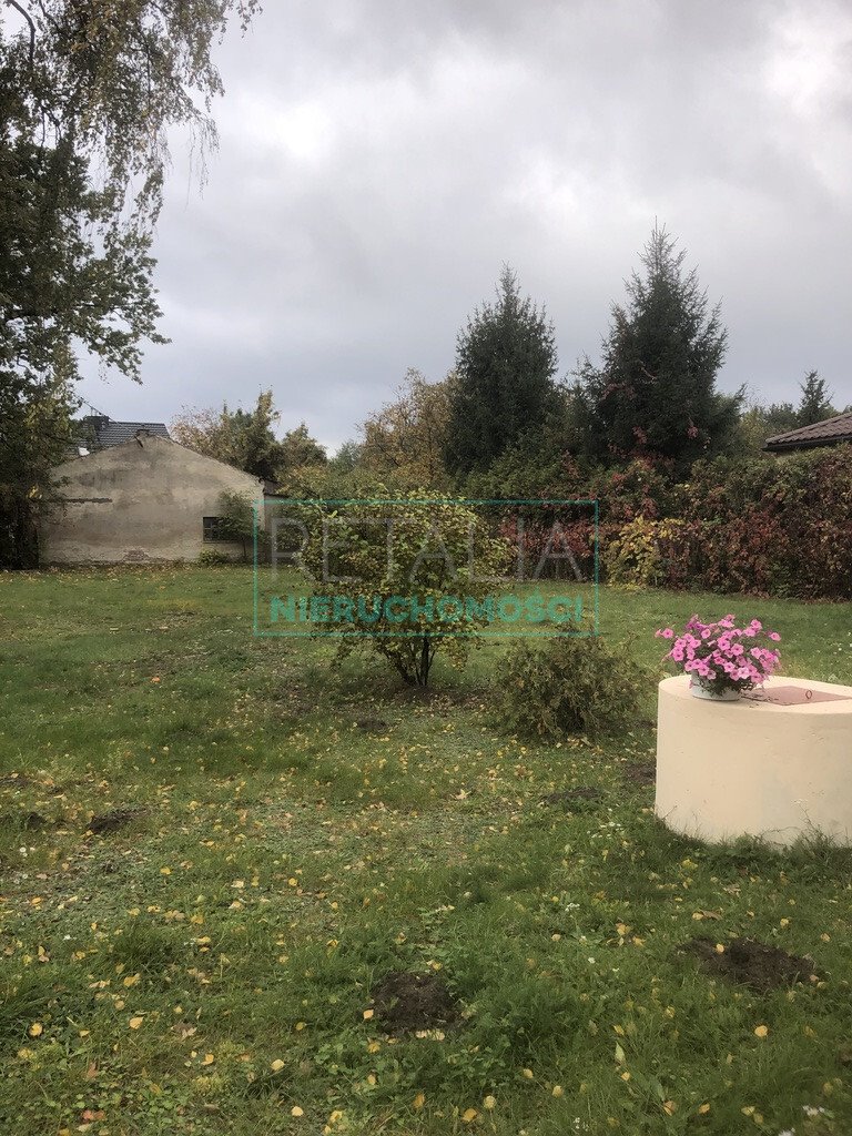 Działka 905 m² z domem do remontu, media, narożna Grodzisk Mazowiecki  905m2 Foto 1