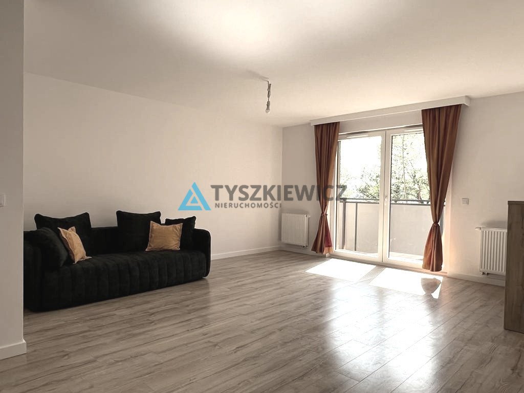 Mieszkanie trzypokojowe na sprzedaż Gdańsk, Letnica, Letnicka  74m2 Foto 2