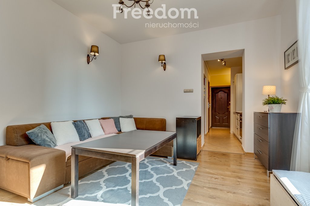 Mieszkanie dwupokojowe na wynajem Sosnowiec, Marii Skłodowskiej-Curie  41m2 Foto 1