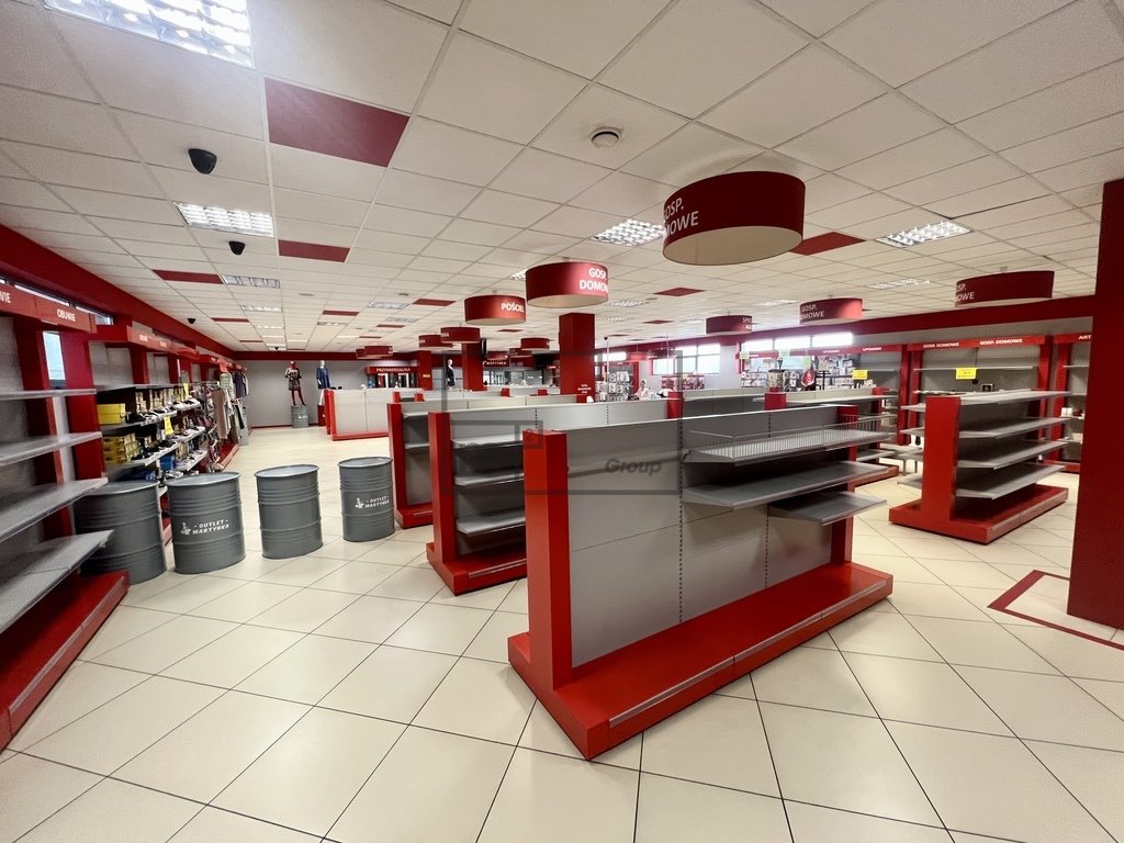 Polecam przestronny lokal 410m² z dużym parkingiem i możliwością podziału Wyszków  410m2 Foto 1