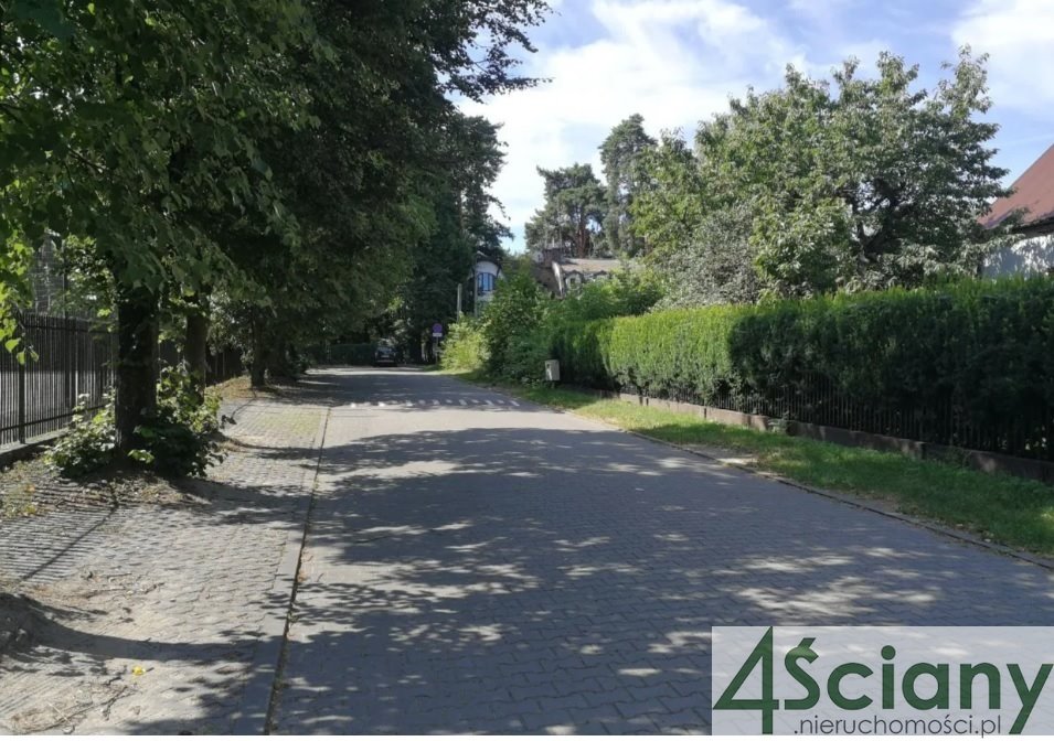 Działka budowlana na sprzedaż Komorów  516m2 Foto 1