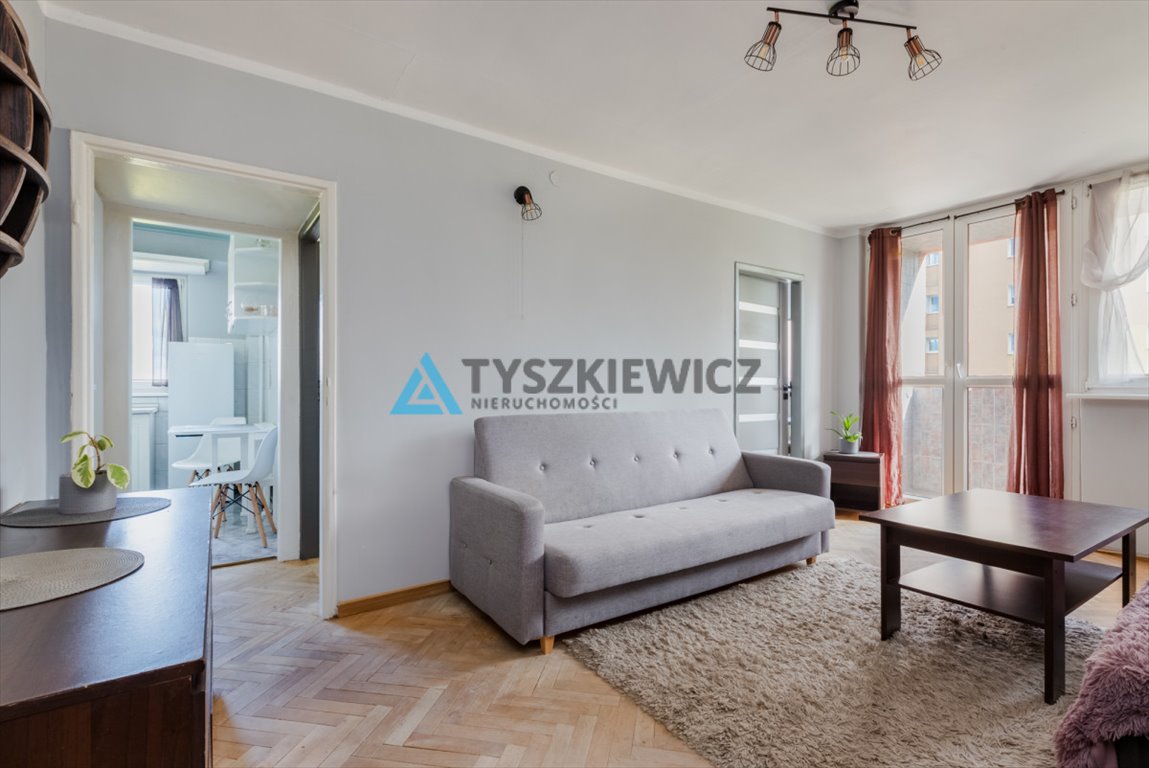 Mieszkanie trzypokojowe na sprzedaż Gdynia, Wzgórze Św. Maksymiliana, Partyzantów  49m2 Foto 2