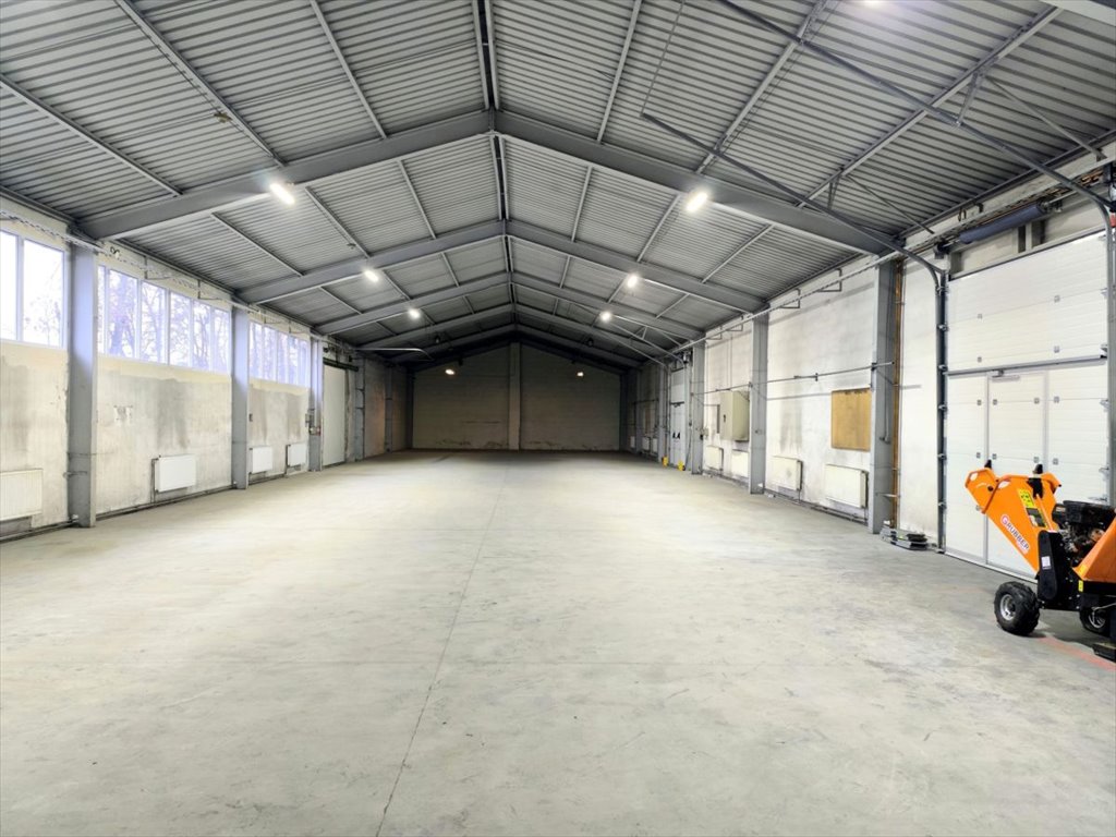 Hala magazynowa 489 m² z rampami i socjalami w Katowicach Katowice  489m2 Foto 1
