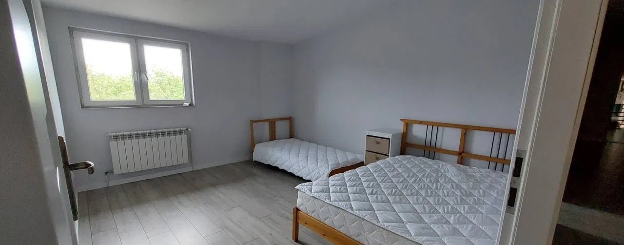 Wynajem obiektu 500 m² z pokojami i magazynem w Bolimowie Bolimów, Bolimów  500m2 Foto 1