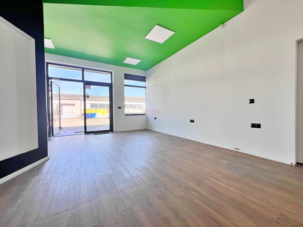 Lokal użytkowy 106 m2 z parkingiem, ul. Kobierzycka Wrocław, Krzyki, Klecina, Kobierzycka  107m2 Foto 1