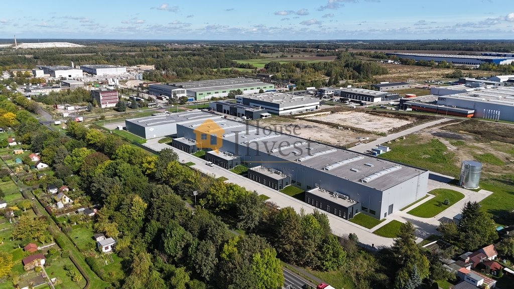 Nowoczesna hala magazynowa 3000 m² z biurami i dokami Bolesławiec  3 000m2 Foto 1