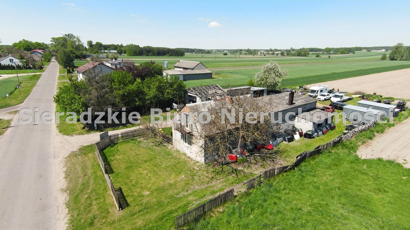 Siedlisko Borzęckie 50 m² - do remontu z dużą działką Borzęckie  50m2 Foto 1