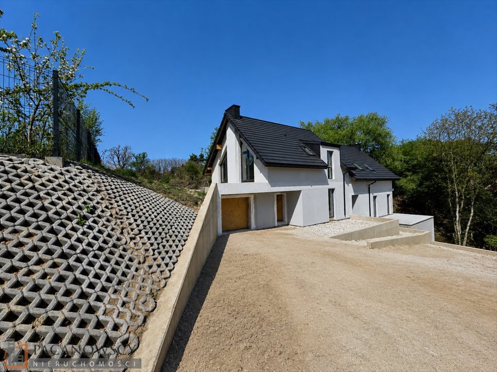 Nowoczesny bliźniak z garażem i tarasem w Węgrzcach polecam Węgrzce  151m2 Foto 1