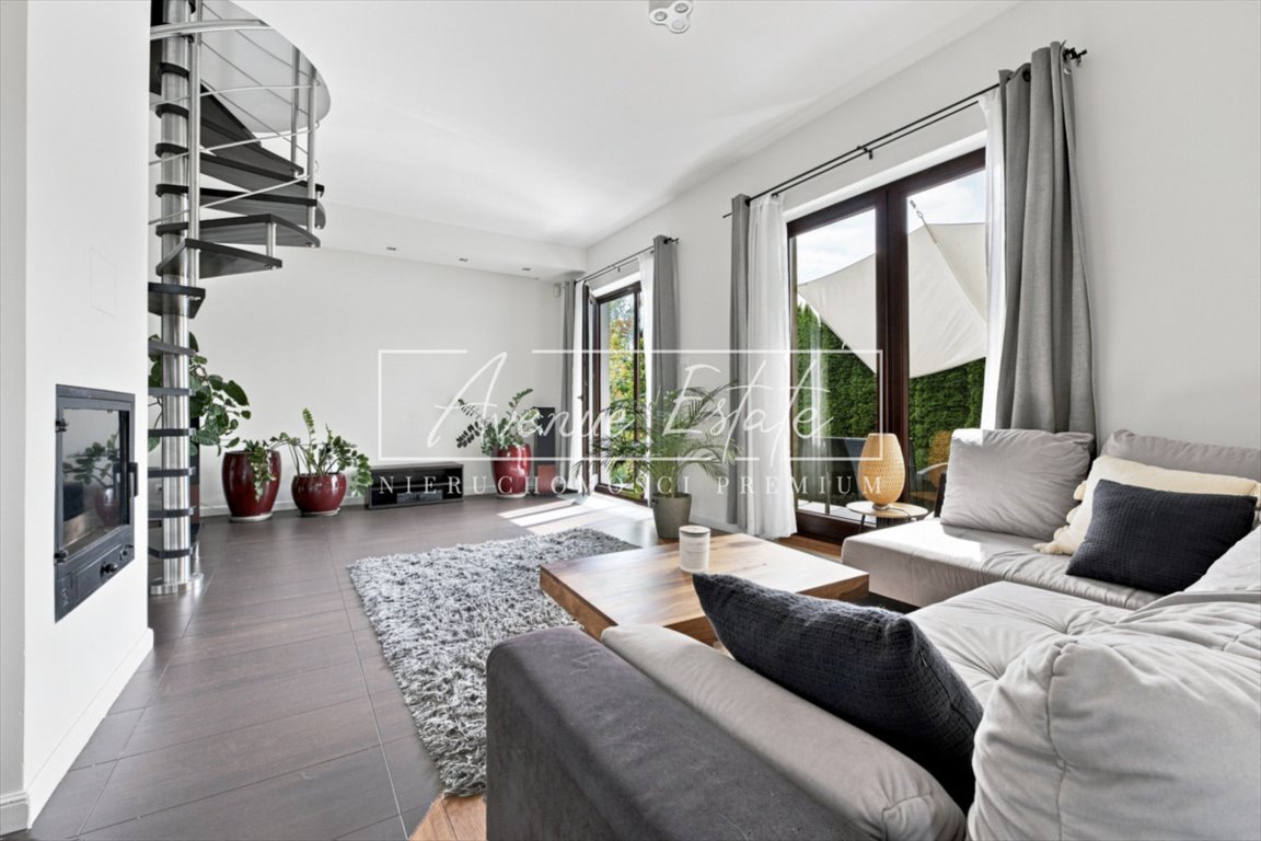 Do sprzedania przestronny dom 150 m² z dużym ogrodem w Dębe Dębe, Forteczna  150m2 Foto 1