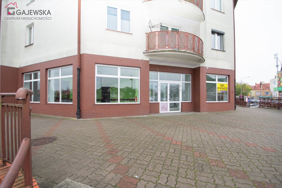 Wynajmę przestronny lokal usługowy 60 m² na narożniku w Wałczu Wałcz  60m2 Foto 1