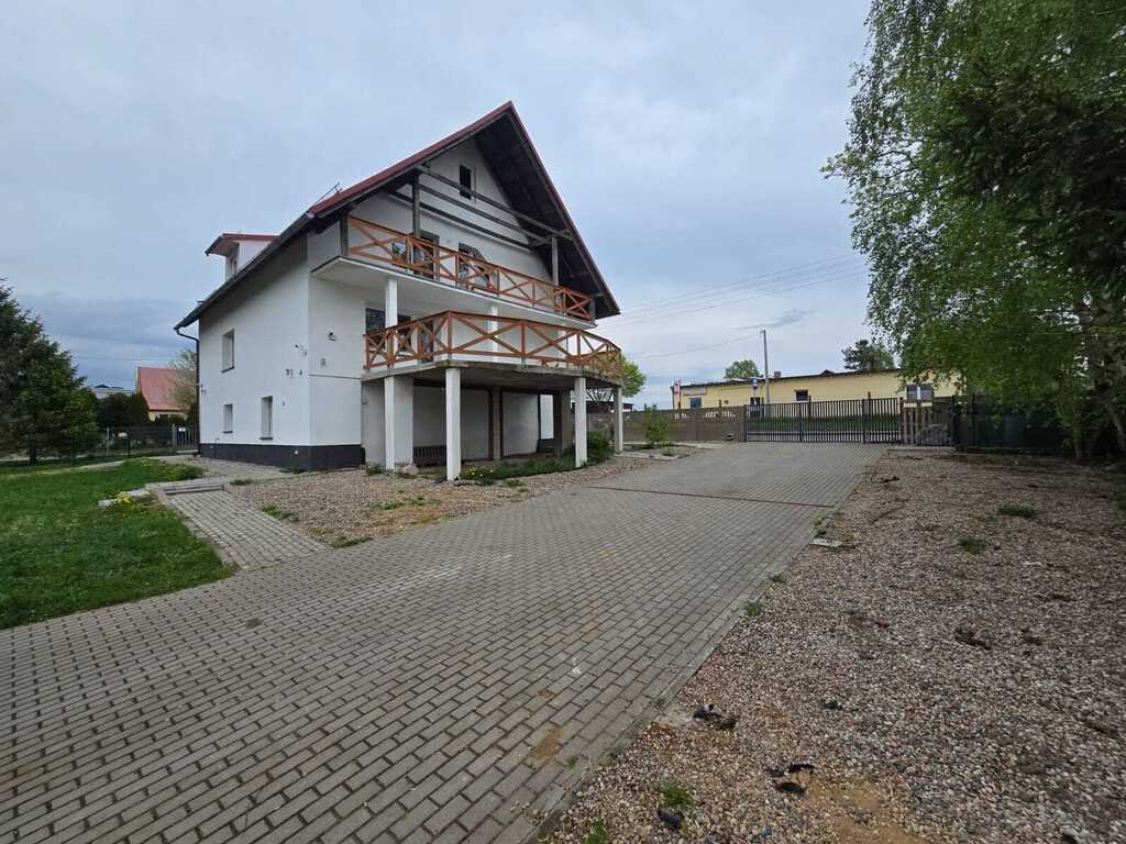 Dom 207 m² z dużą działką i garażem w Kolonii Kolonia  207m2 Foto 1