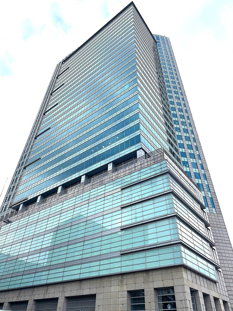 Nowoczesny biurowiec w centrum Warszawy, 1006 m2, taras Warszawa, Śródmieście  1 007m2 Foto 1