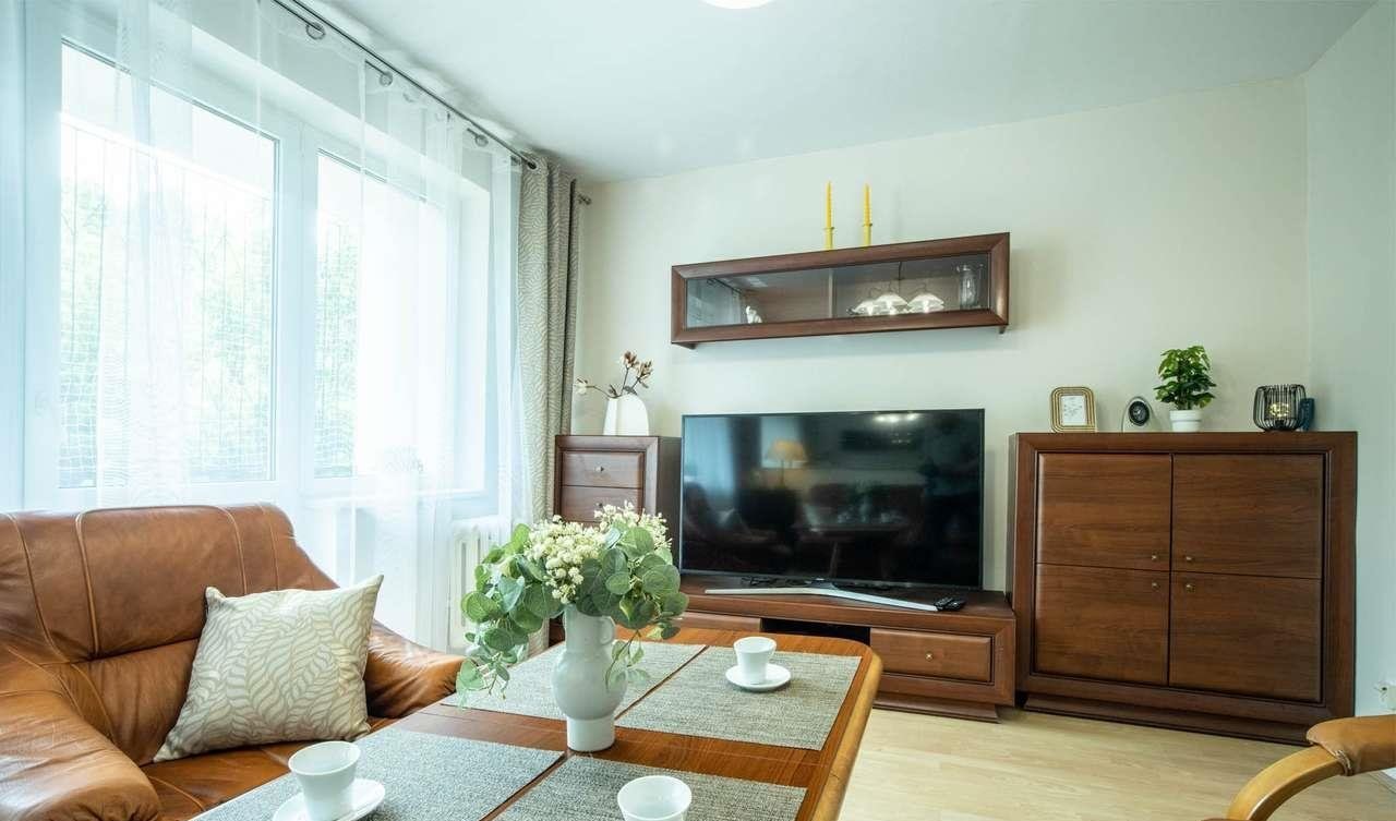 Mieszkanie czteropokojowe  na wynajem Łódź, Bałuty, Radogoszcz, ul. Motylowa 4  63m2 Foto 1