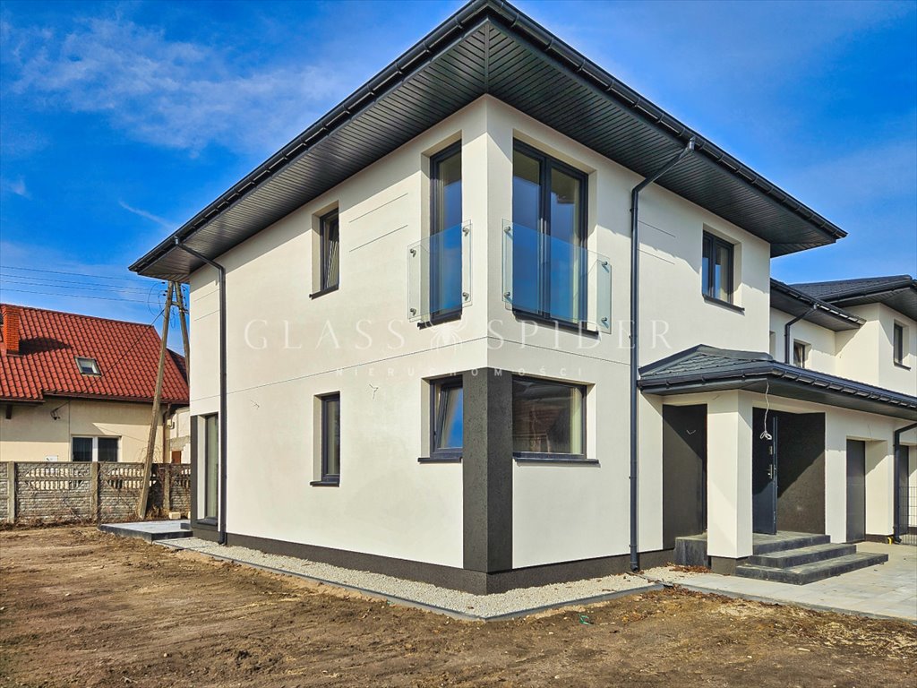 Nowoczesny dom dwulokalowy 131 m2 z ogródkiem i garażem Opacz-Kolonia, Tymiankowa  161m2 Foto 1