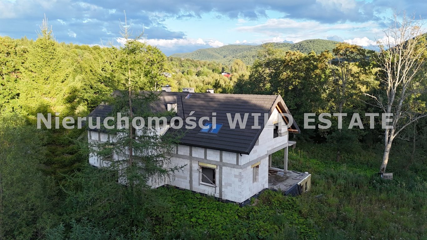 Przestronny dom do wykończenia - 356 m² w Wetlinie Cisna, Wetlina  356m2 Foto 1