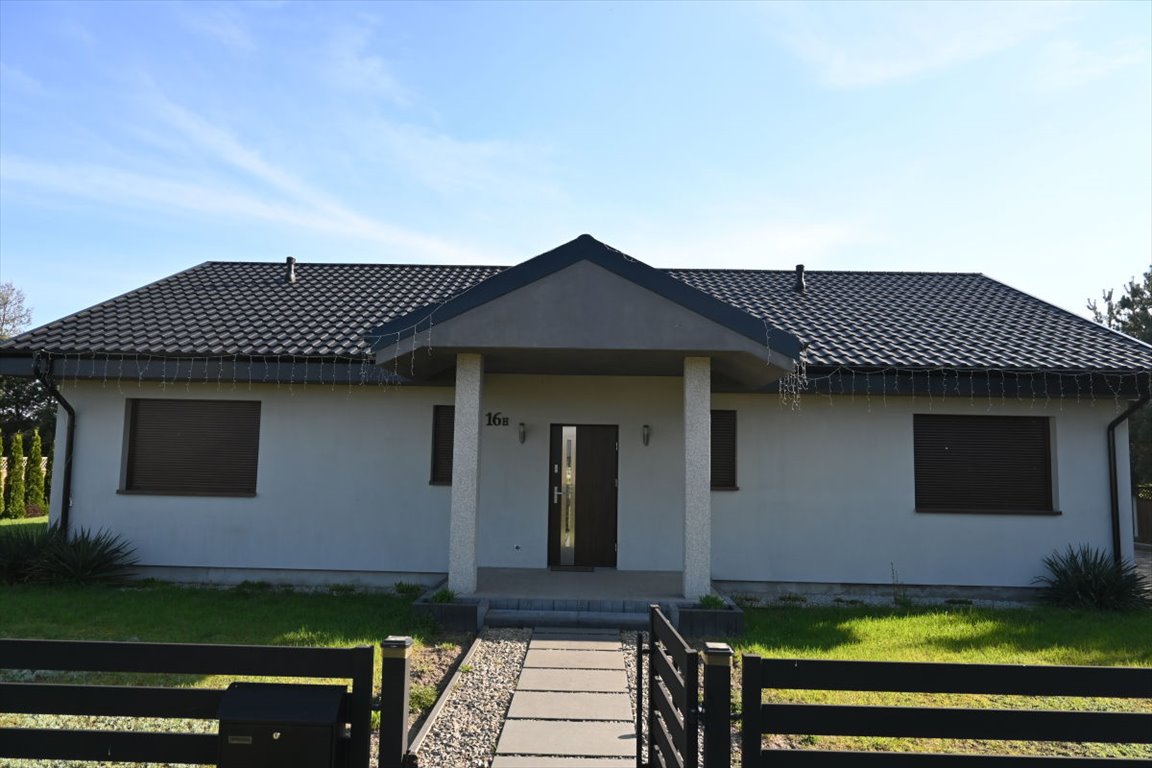 Nowoczesny dom 126 m² z dużą działką i garażem Miąskowo, Miąskowo  126m2 Foto 1