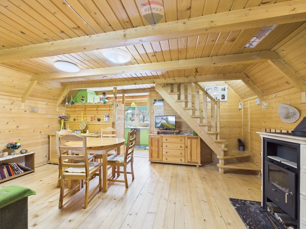 Urokliwy dom drewniany z garażem i ogrodem 857 m² Sosnowica, Polna  106m2 Foto 1