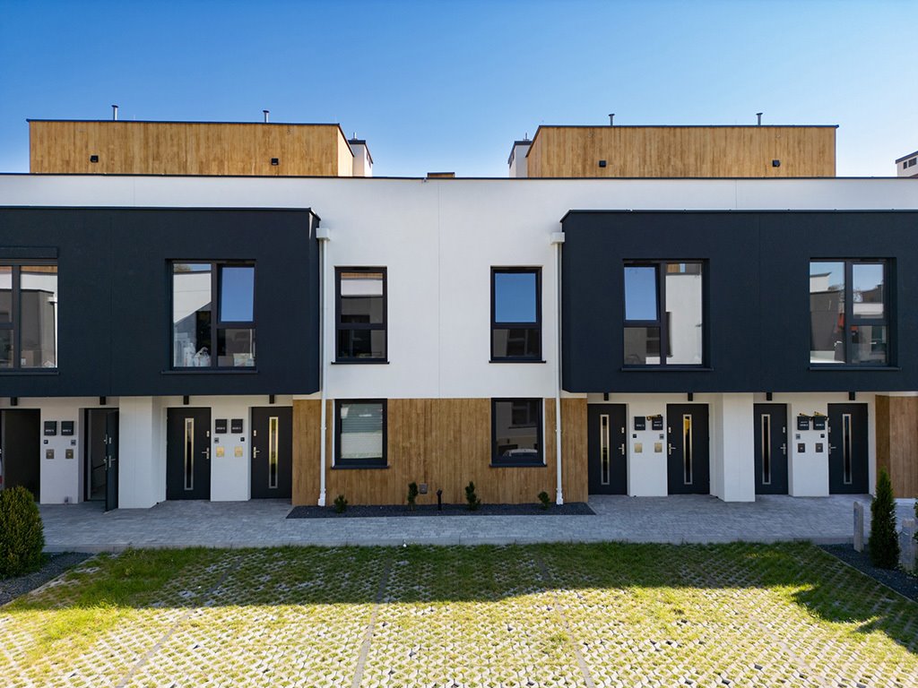 Na sprzedaż przestronne 60 m² mieszkanie z tarasem w Malawie Malawa  60m2 Foto 1