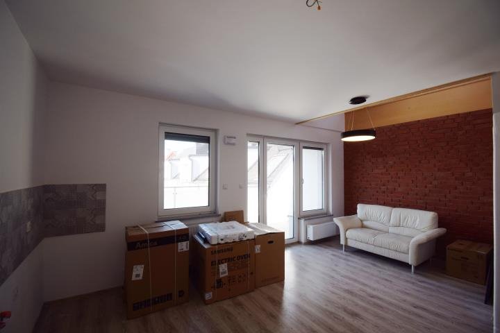 Mieszkanie czteropokojowe  na sprzedaż Opole, Centrum  83m2 Foto 7