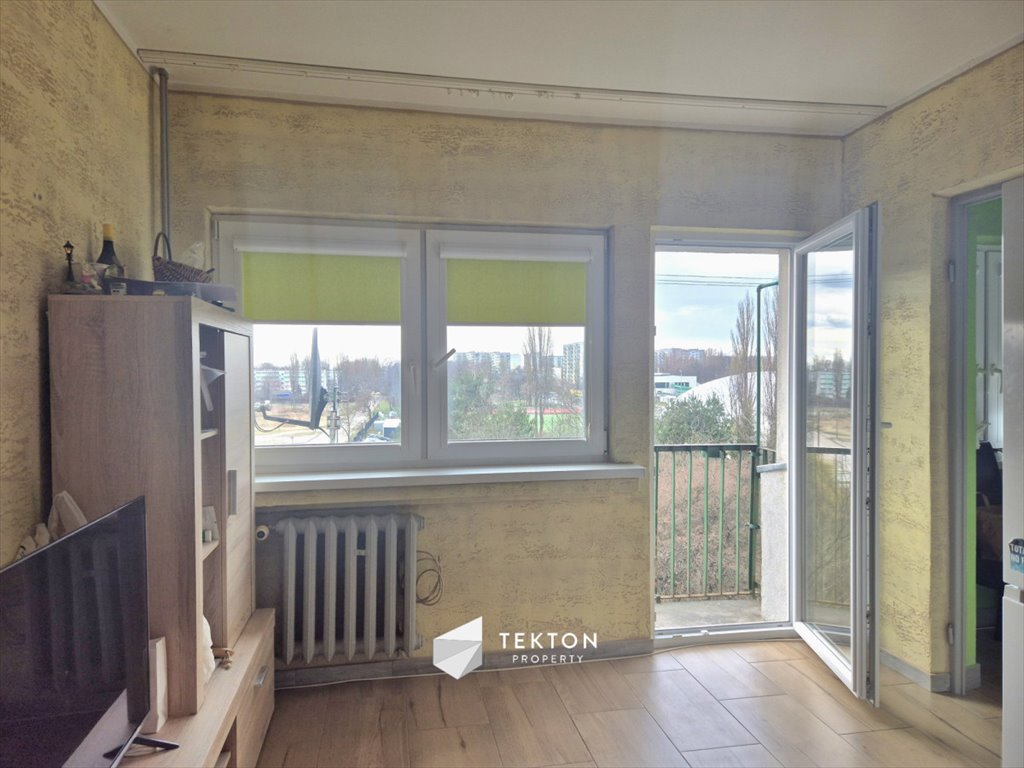 Mieszkanie z balkonem po wymianie instalacji, spokój i dobra komunikacja Łódź, Grabieniec, Tomasza Judyma  37m2 Foto 1