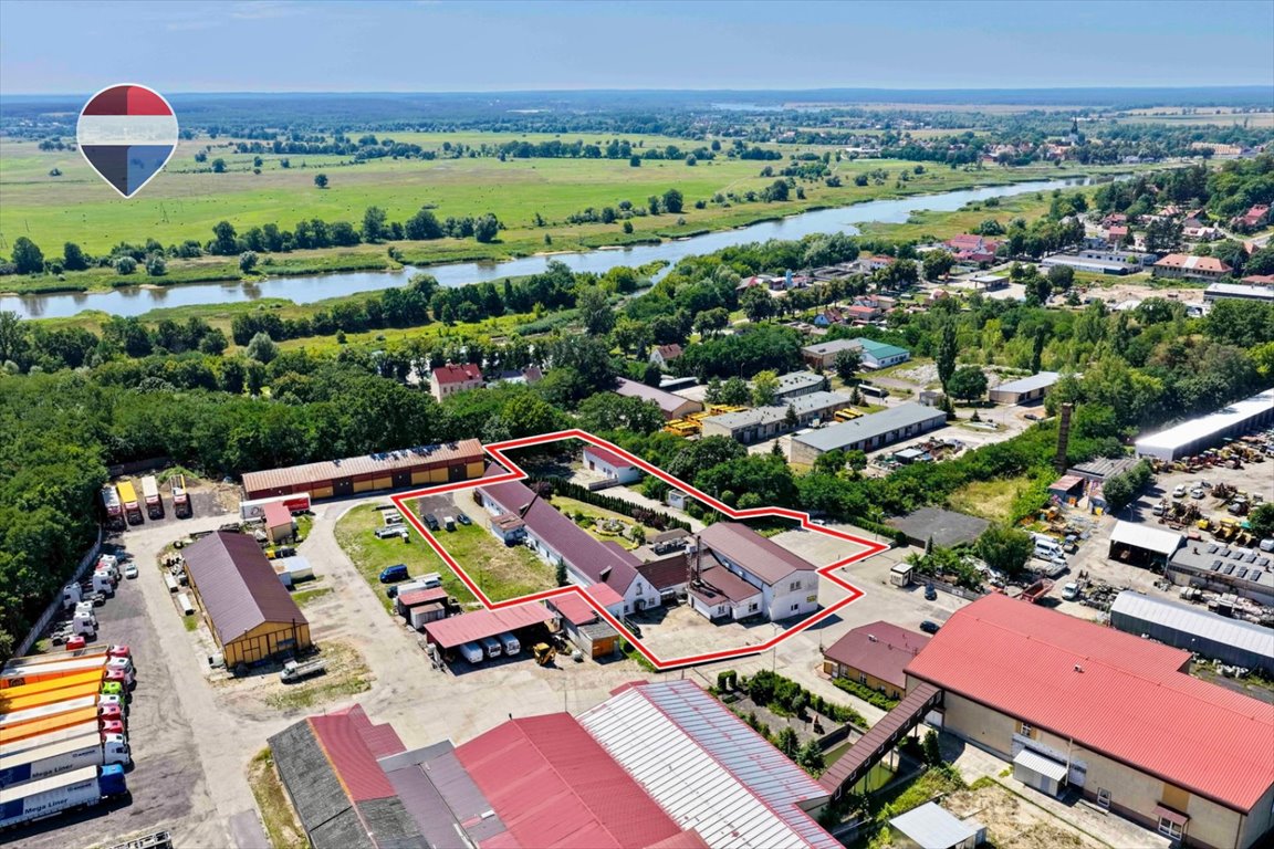 Obiekt 1200 m² - potencjał inwestycyjny w Krośnie Odrzańskim Krosno Odrzańskie, Pionierów 44  1 200m2 Foto 1