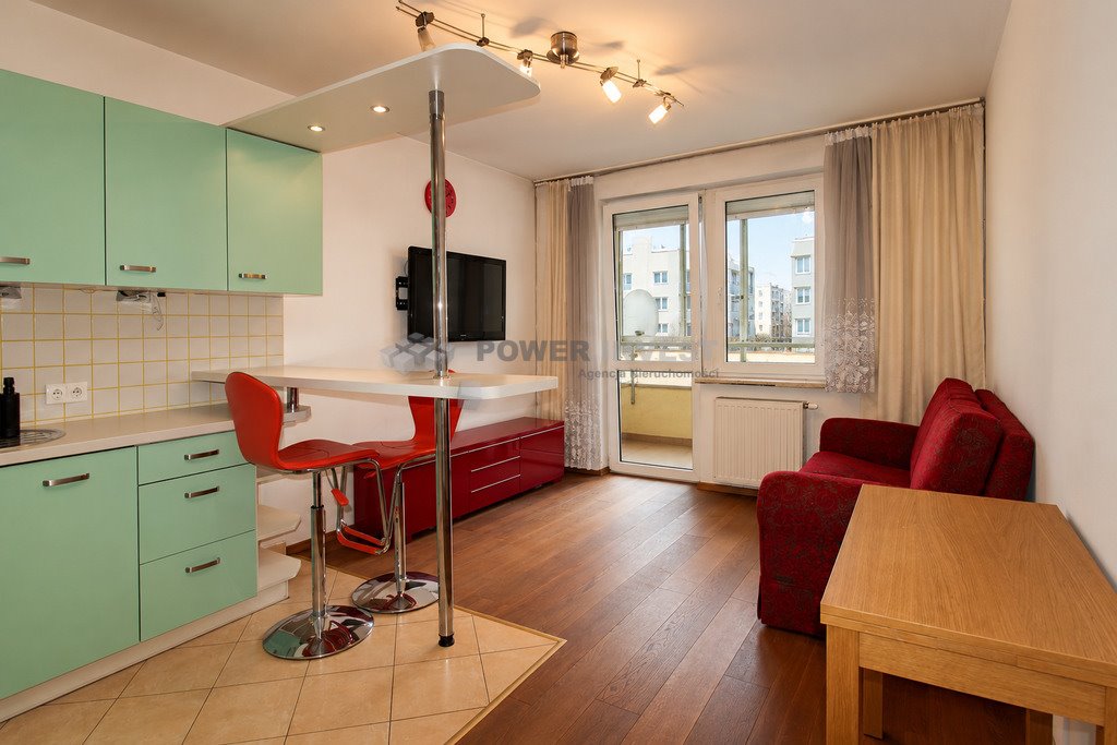 Na sprzedaż funkcjonalne 2-pokojowe mieszkanie 45 m² w Krakowie Kraków, Mistrzejowice, Mistrzejowice, gen. Leopolda Okulickiego 57  45m2 Foto 1