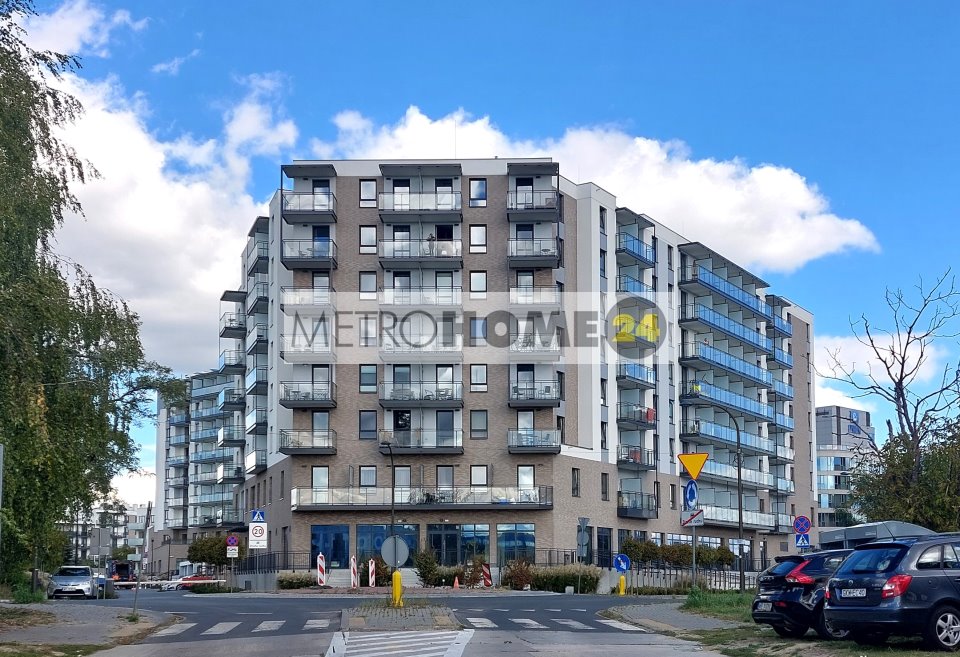 Nowoczesne 36 m² z balkonem i garażem w Włochach Warszawa, Włochy, Wiktoryn  36m2 Foto 1