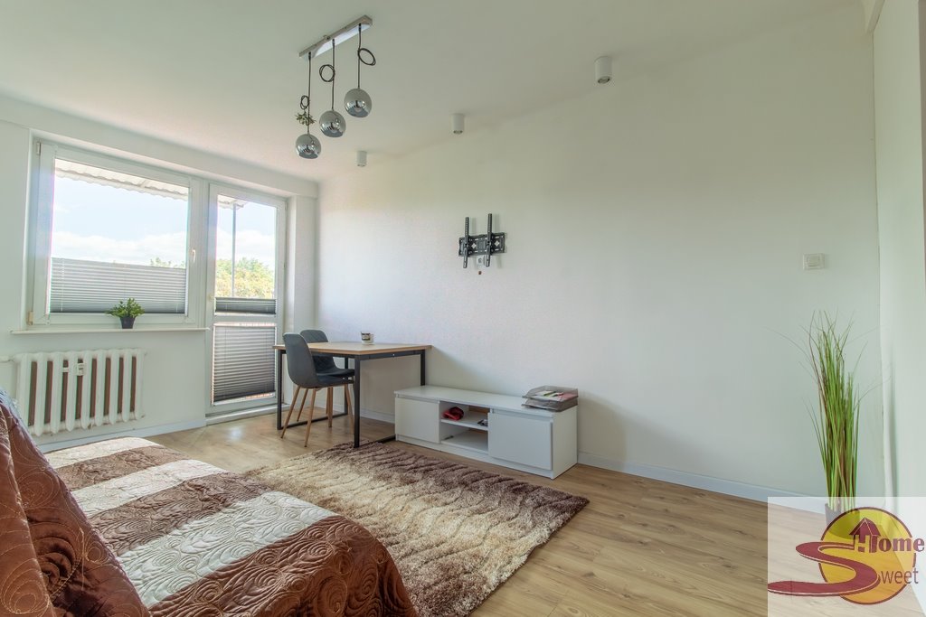 Dwupokojowe mieszkanie z balkonem i piwnicą - gotowe do wprowadzenia. Radom, Os. Xv-Lecia, 11 Listopada  35m2 Foto 1