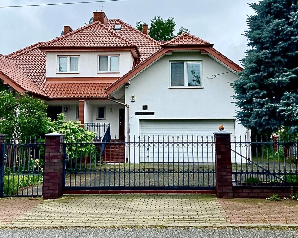 Dom na sprzedaż Legionowo, Wileńska  298m2 Foto 1