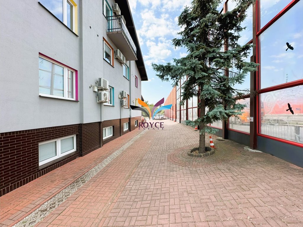 Na sprzedaż biurowiec 588 m² z parkingiem w Warszawie Warszawa, Praga-Południe, Gocławek, Naddnieprzańska  588m2 Foto 1