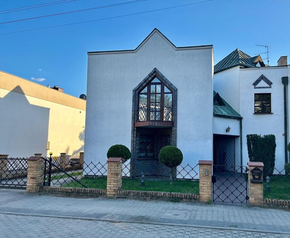 Unikalny dom 247 m² z wieżyczką i ogrodem w Poznaniu Poznań, Jeżyce, Podolany  247m2 Foto 1