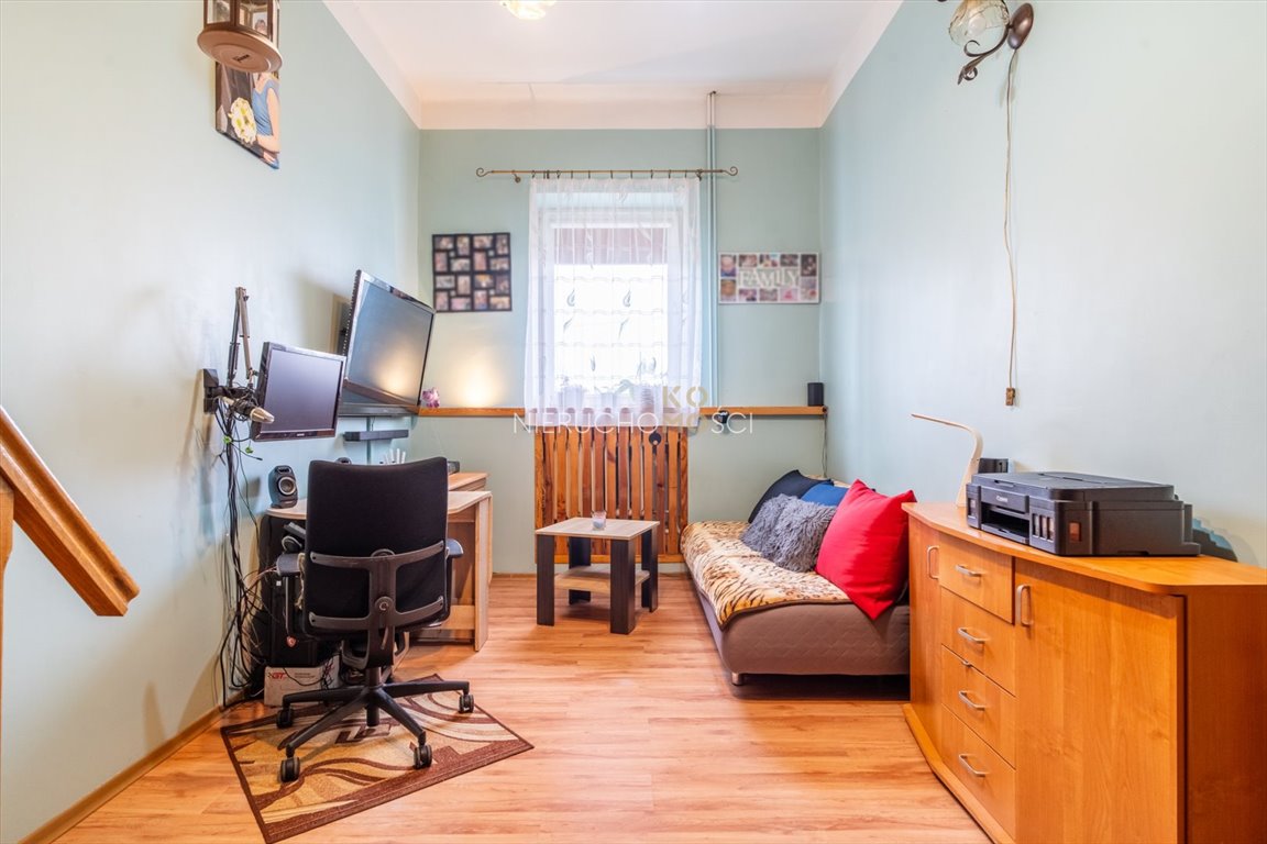 Mieszkanie dwupokojowe na sprzedaż Jelcz-Laskowice  43m2 Foto 1