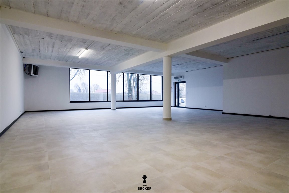 Lokal użytkowy na wynajem Racławice  371m2 Foto 1