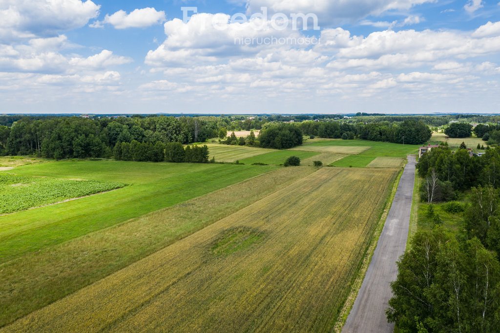 Działka budowlana na sprzedaż Celiny, Męczenników  1 725m2 Foto 1