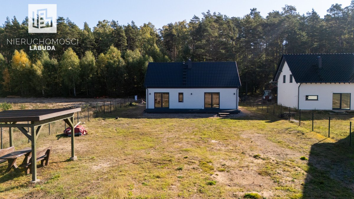 Zapraszam do obejrzenia nowoczesnego domu 177 m² w Stężycy Stężyca, Królewski Las  170m2 Foto 1