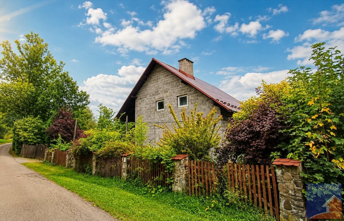 Dom w stanie surowym z garażem i dużym potencjałem Nowe Rybie  165m2 Foto 1
