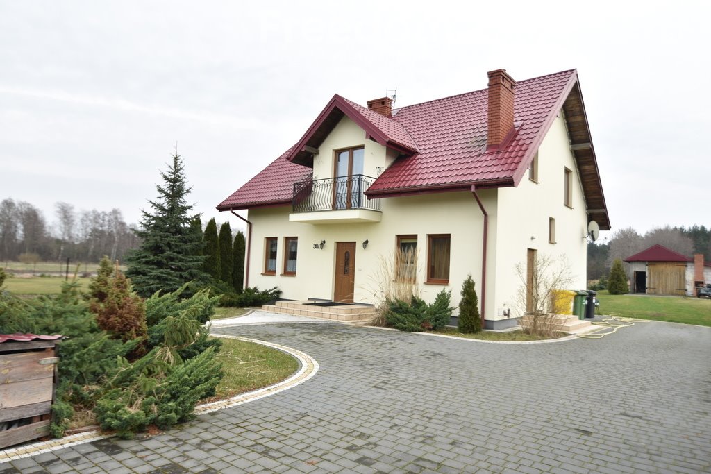 Dom na sprzedaż Grzybów  150m2 Foto 1