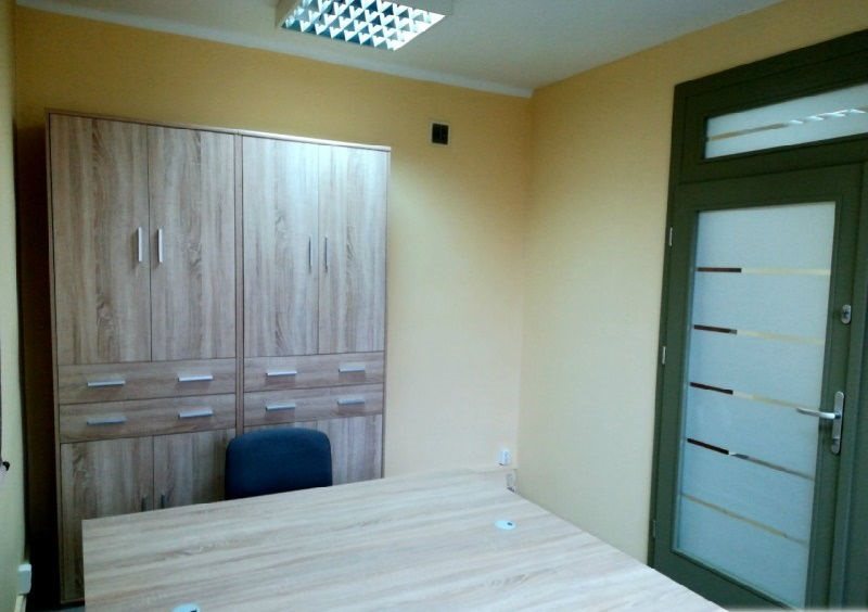 Lokal użytkowy na wynajem Tarnowskie Góry 12m2 Foto 1 Lokal użytkowy na wynajem Tarnowskie Góry 12m2 Foto 1