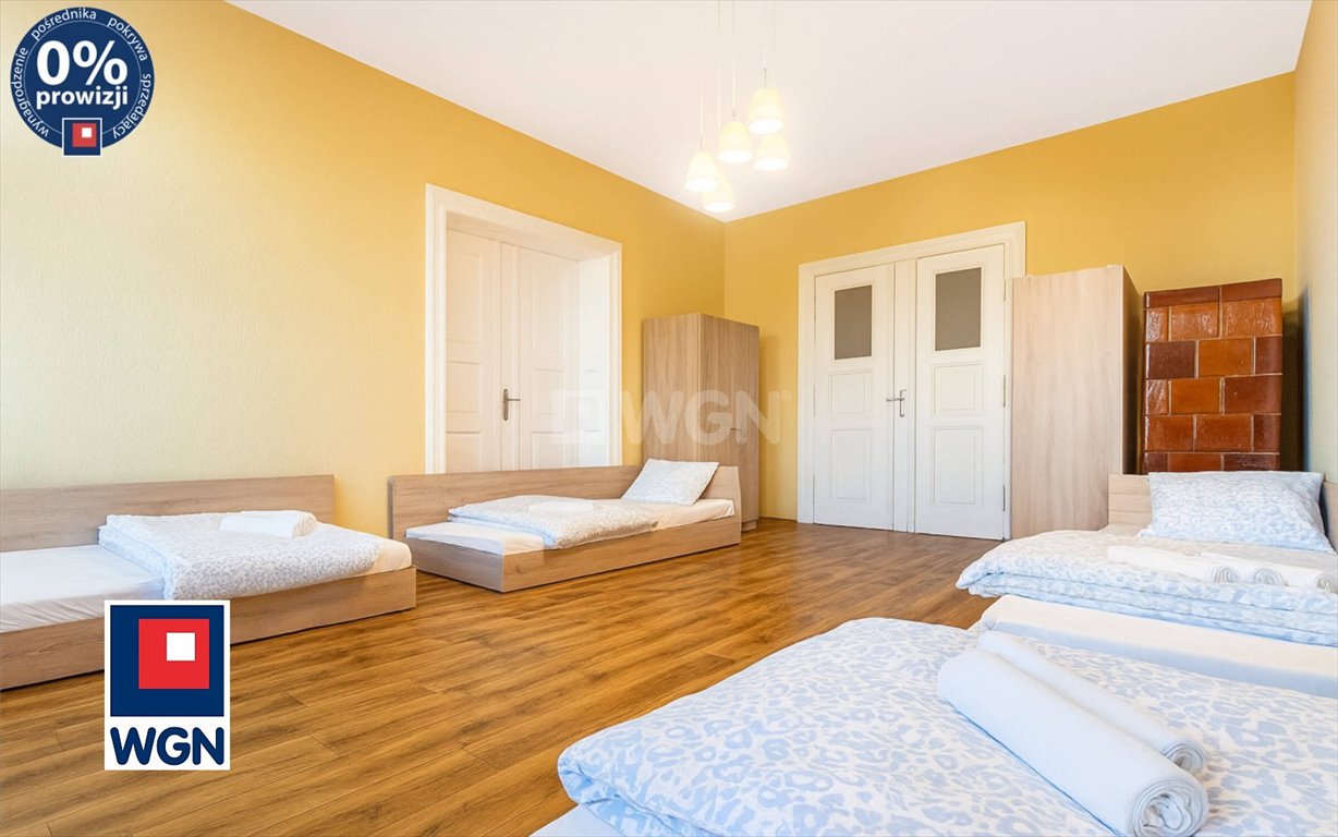 Mieszkanie czteropokojowe  na wynajem Gliwice, Barlickiego, Śródmieście  108m2 Foto 1