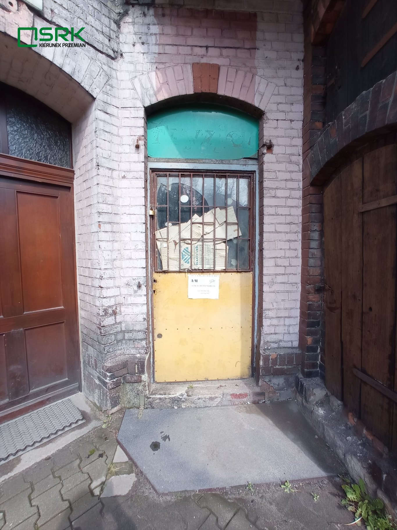Lokal użytkowy 16,62 m² do remontu w Rudzie Śląskiej Ruda Śląska, Wolności 10  17m2 Foto 1