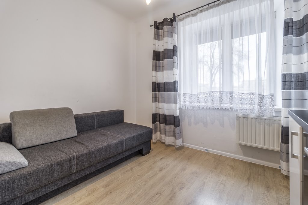 Mieszkanie dwupokojowe na wynajem Radom, Śródmieście, 25 Czerwca  27m2 Foto 1