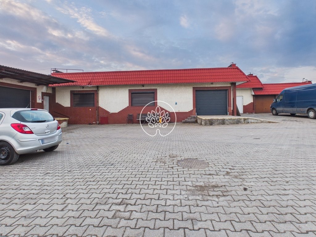 Polecam halę produkcyjną z biurem 1917 m² w Inowrocławiu Inowrocław  1 917m2 Foto 1