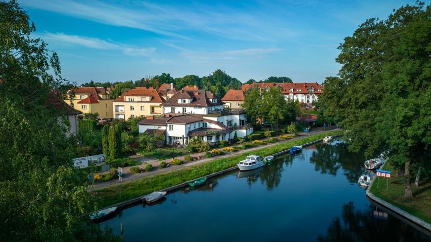 Polecam inwestycyjny pensjonat z restauracją i portem na Mazurach Węgorzewo, Juliusza Słowackiego  903m2 Foto 1